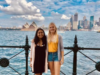 best-friends-at-sydney-harbour